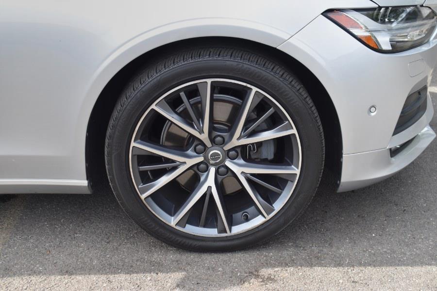 2018 Volvo S90 T5 Momentum photo 15