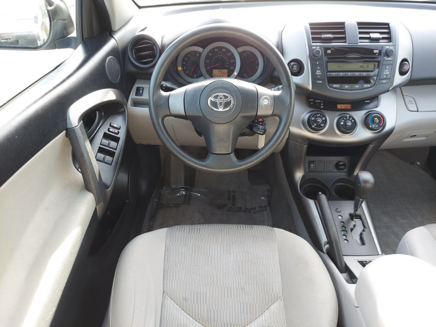 2010 Toyota RAV4 photo 14