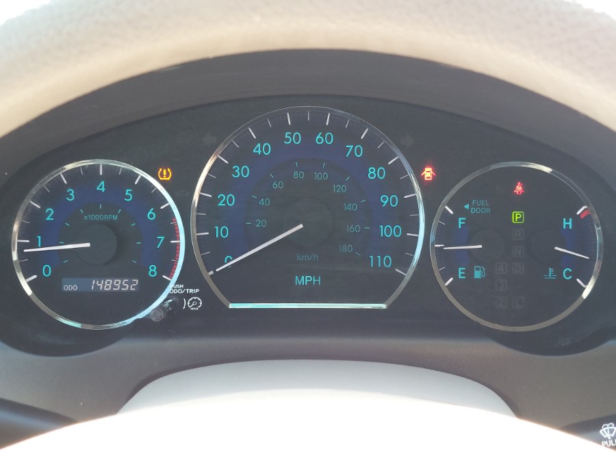 2009 Toyota Sienna LE photo 18