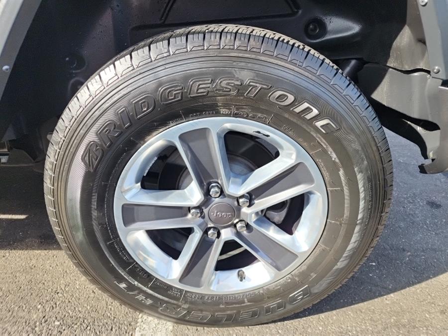 2021 Jeep Wrangler Unlimited Sahara 4x4, available for sale in Islip, New York | L.I. Auto Gallery. Islip, New York 2021 Jeep Wrangler Unlimited Sahara 4x4, available for sale in Islip, New York | L.I. Auto Gallery. Islip, New York