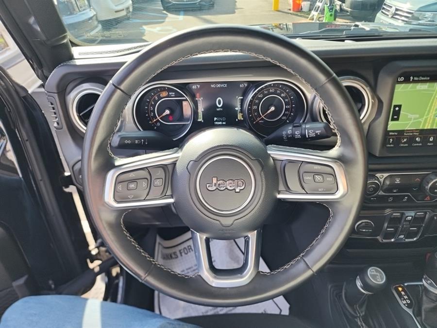 2021 Jeep Wrangler Unlimited Sahara 4x4, available for sale in Islip, New York | L.I. Auto Gallery. Islip, New York 2021 Jeep Wrangler Unlimited Sahara 4x4, available for sale in Islip, New York | L.I. Auto Gallery. Islip, New York