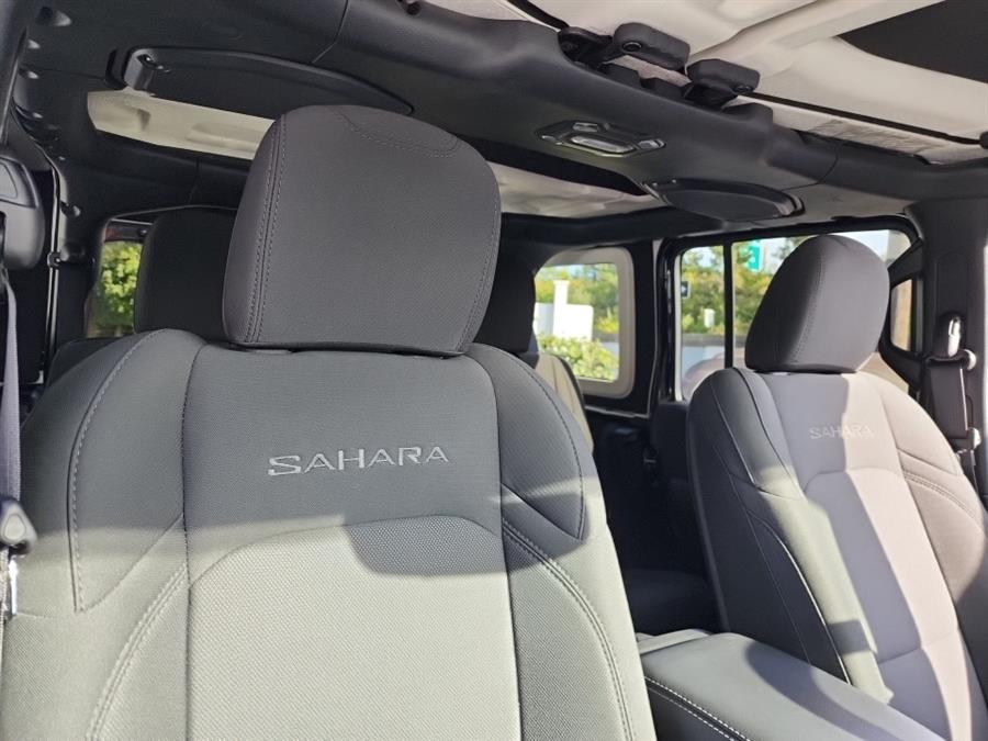 2021 Jeep Wrangler Unlimited Sahara 4x4, available for sale in Islip, New York | L.I. Auto Gallery. Islip, New York 2021 Jeep Wrangler Unlimited Sahara 4x4, available for sale in Islip, New York | L.I. Auto Gallery. Islip, New York