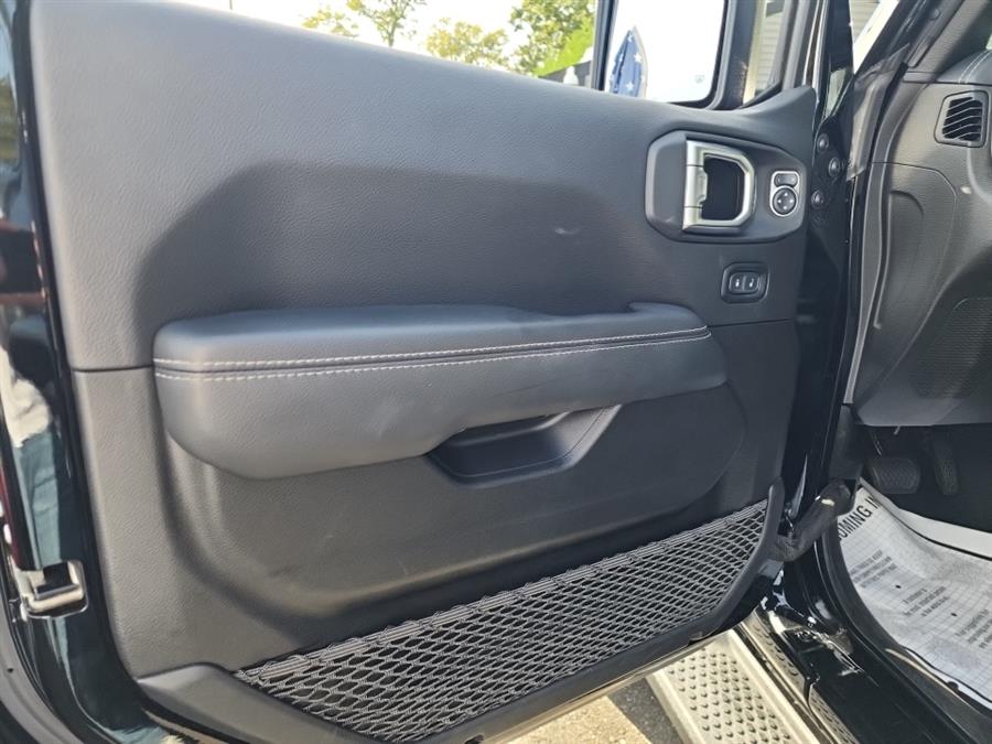 2021 Jeep Wrangler Unlimited Sahara 4x4, available for sale in Islip, New York | L.I. Auto Gallery. Islip, New York 2021 Jeep Wrangler Unlimited Sahara 4x4, available for sale in Islip, New York | L.I. Auto Gallery. Islip, New York
