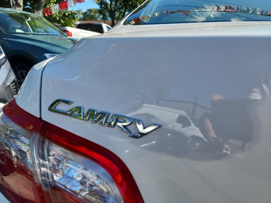 2007 Toyota Camry 4dr Sdn V6 Auto XLE (Natl), available for sale in Islip, New York | L.I. Auto Gallery. Islip, New York 2007 Toyota Camry 4dr Sdn V6 Auto XLE (Natl), available for sale in Islip, New York | L.I. Auto Gallery. Islip, New York