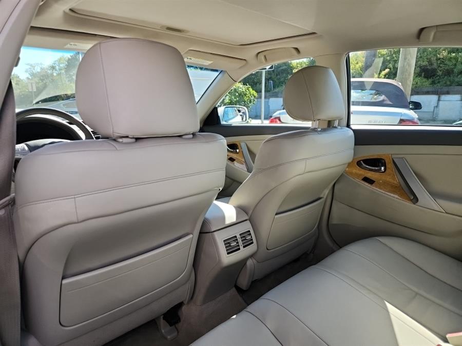2007 Toyota Camry 4dr Sdn V6 Auto XLE (Natl), available for sale in Islip, New York | L.I. Auto Gallery. Islip, New York 2007 Toyota Camry 4dr Sdn V6 Auto XLE (Natl), available for sale in Islip, New York | L.I. Auto Gallery. Islip, New York