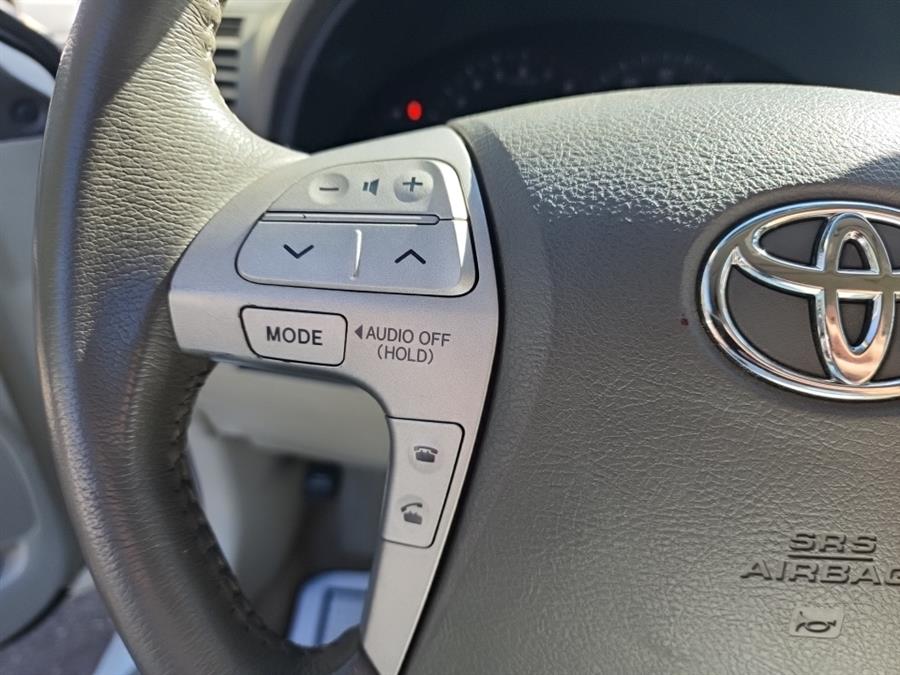 2007 Toyota Camry 4dr Sdn V6 Auto XLE (Natl), available for sale in Islip, New York | L.I. Auto Gallery. Islip, New York 2007 Toyota Camry 4dr Sdn V6 Auto XLE (Natl), available for sale in Islip, New York | L.I. Auto Gallery. Islip, New York