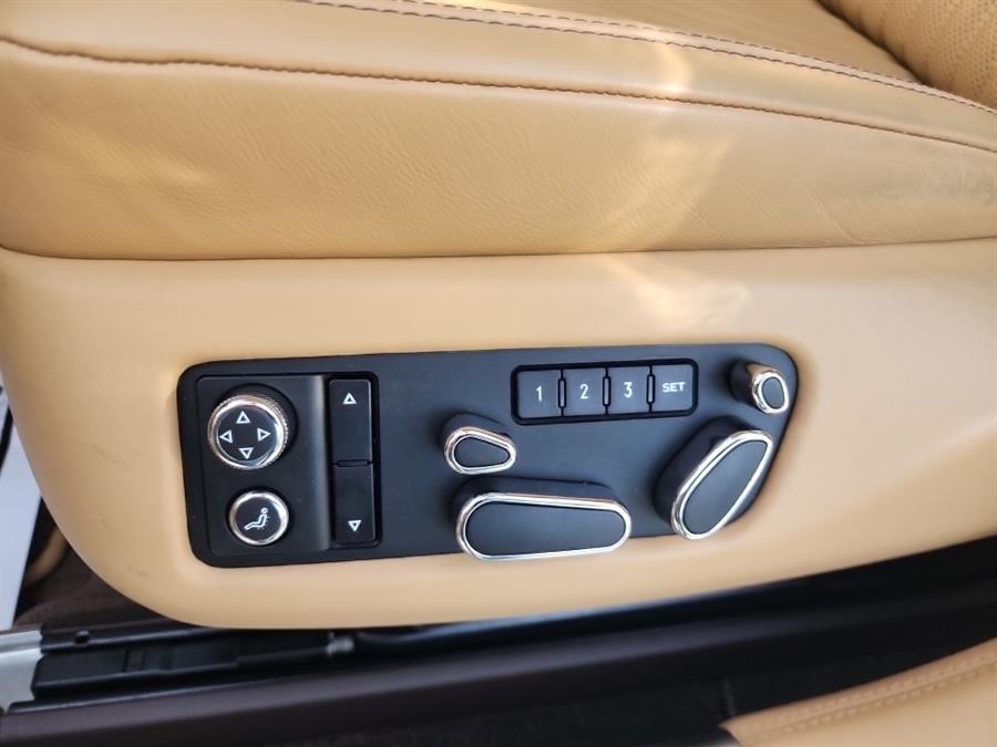 2018 Bentley Flying Spur V8 photo 42