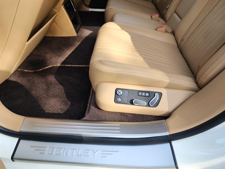 2018 Bentley Flying Spur V8 photo 46