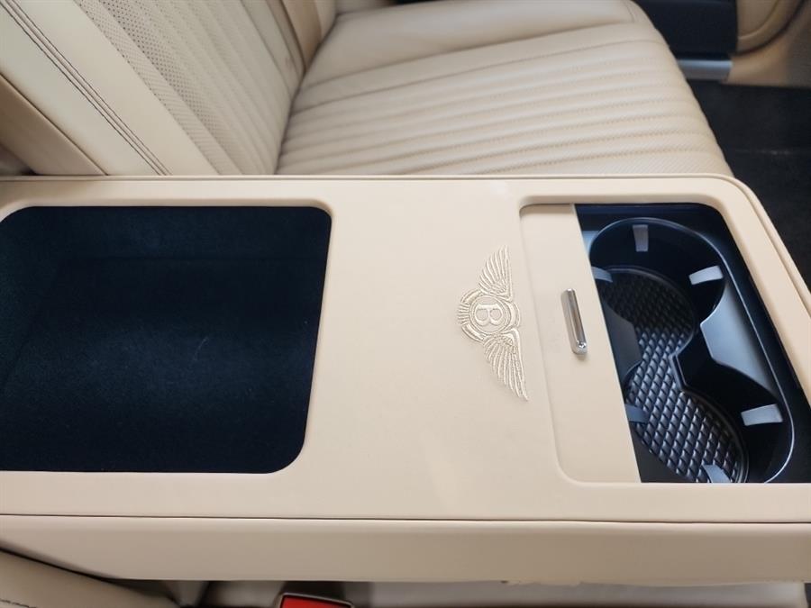 2018 Bentley Flying Spur V8 photo 55