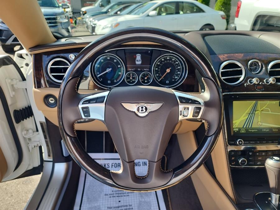 2018 Bentley Flying Spur V8 photo 32