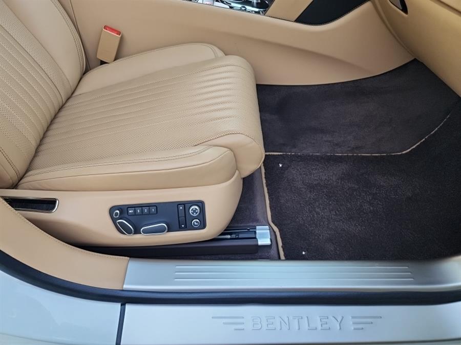 2018 Bentley Flying Spur V8 photo 59