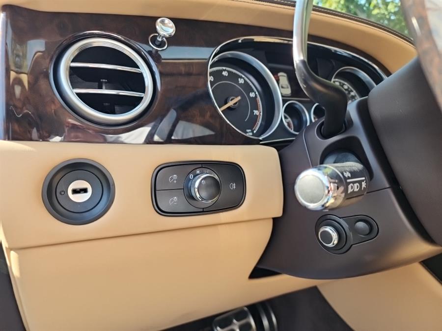 2018 Bentley Flying Spur V8 photo 38