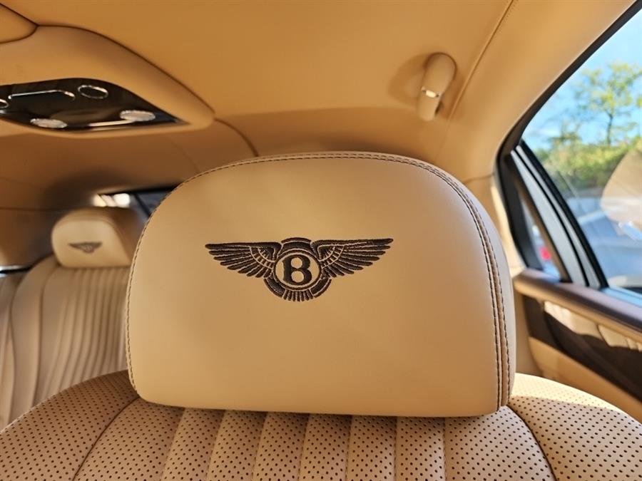 2018 Bentley Flying Spur V8 photo 40