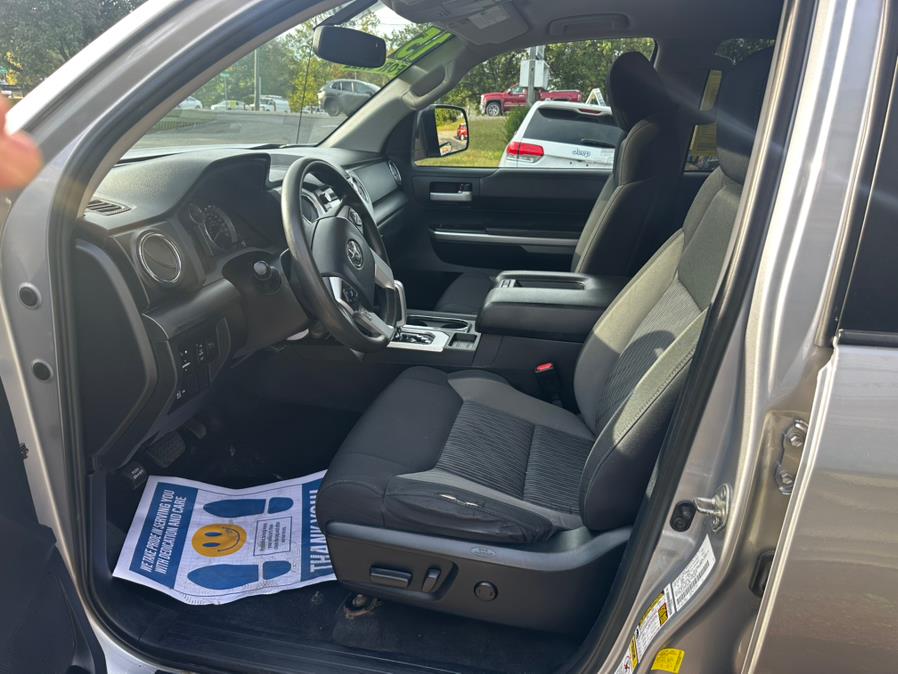 2015 Toyota Tundra 4WD Truck Double Cab 5.7L V8 6-Spd AT SR5 (Natl), available for sale in New Milford, Connecticut | Faustos Auto Body and Repairs LLC. New Milford, Connecticut 2015 Toyota Tundra 4WD Truck Double Cab 5.7L V8 6-Spd AT SR5 (Natl), available for sale in New Milford, Connecticut | Faustos Auto Body and Repairs LLC. New Milford, Connecticut