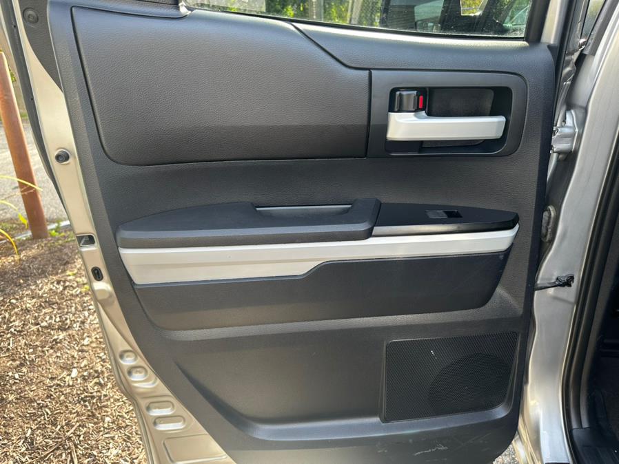 2015 Toyota Tundra 4WD Truck Double Cab 5.7L V8 6-Spd AT SR5 (Natl), available for sale in New Milford, Connecticut | Faustos Auto Body and Repairs LLC. New Milford, Connecticut 2015 Toyota Tundra 4WD Truck Double Cab 5.7L V8 6-Spd AT SR5 (Natl), available for sale in New Milford, Connecticut | Faustos Auto Body and Repairs LLC. New Milford, Connecticut