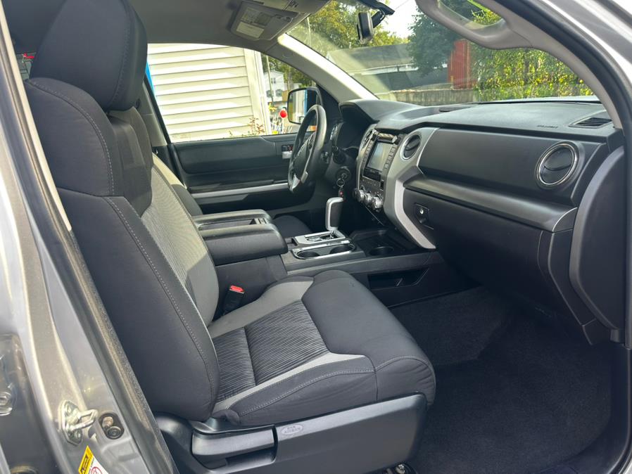 2015 Toyota Tundra 4WD Truck Double Cab 5.7L V8 6-Spd AT SR5 (Natl), available for sale in New Milford, Connecticut | Faustos Auto Body and Repairs LLC. New Milford, Connecticut 2015 Toyota Tundra 4WD Truck Double Cab 5.7L V8 6-Spd AT SR5 (Natl), available for sale in New Milford, Connecticut | Faustos Auto Body and Repairs LLC. New Milford, Connecticut