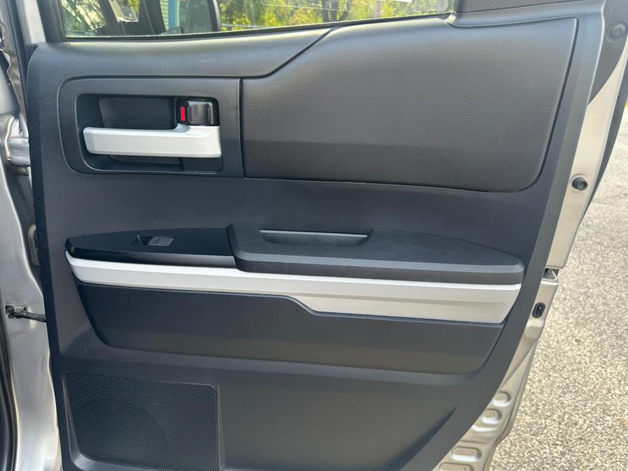 2015 Toyota Tundra 4WD Truck Double Cab 5.7L V8 6-Spd AT SR5 (Natl), available for sale in New Milford, Connecticut | Faustos Auto Body and Repairs LLC. New Milford, Connecticut 2015 Toyota Tundra 4WD Truck Double Cab 5.7L V8 6-Spd AT SR5 (Natl), available for sale in New Milford, Connecticut | Faustos Auto Body and Repairs LLC. New Milford, Connecticut