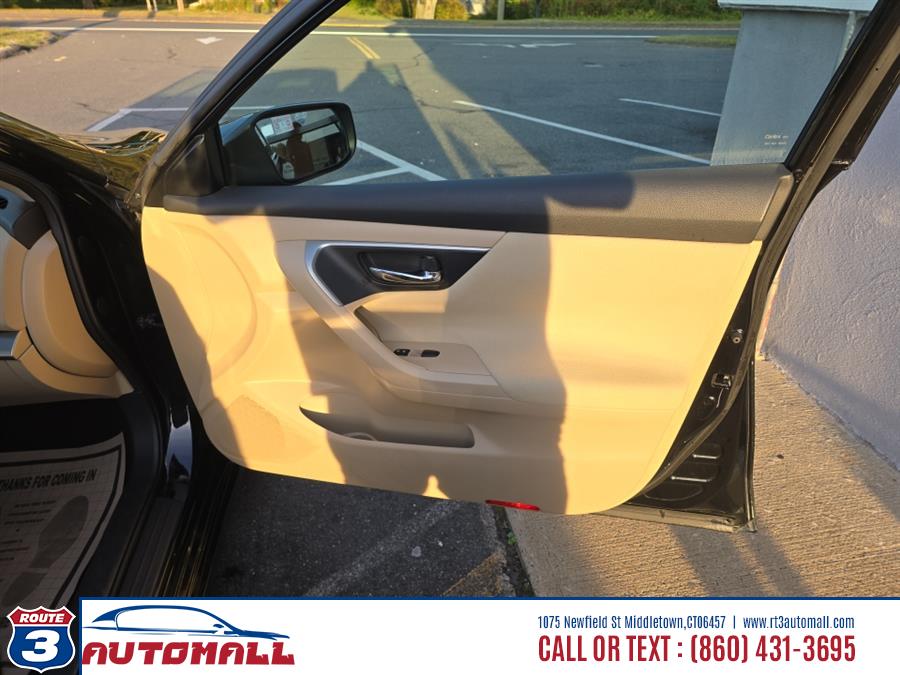 2015 Nissan Altima 4dr Sdn I4 2.5 S, available for sale in Middletown, Connecticut | RT 3 AUTO MALL LLC. Middletown, Connecticut 2015 Nissan Altima 4dr Sdn I4 2.5 S, available for sale in Middletown, Connecticut | RT 3 AUTO MALL LLC. Middletown, Connecticut