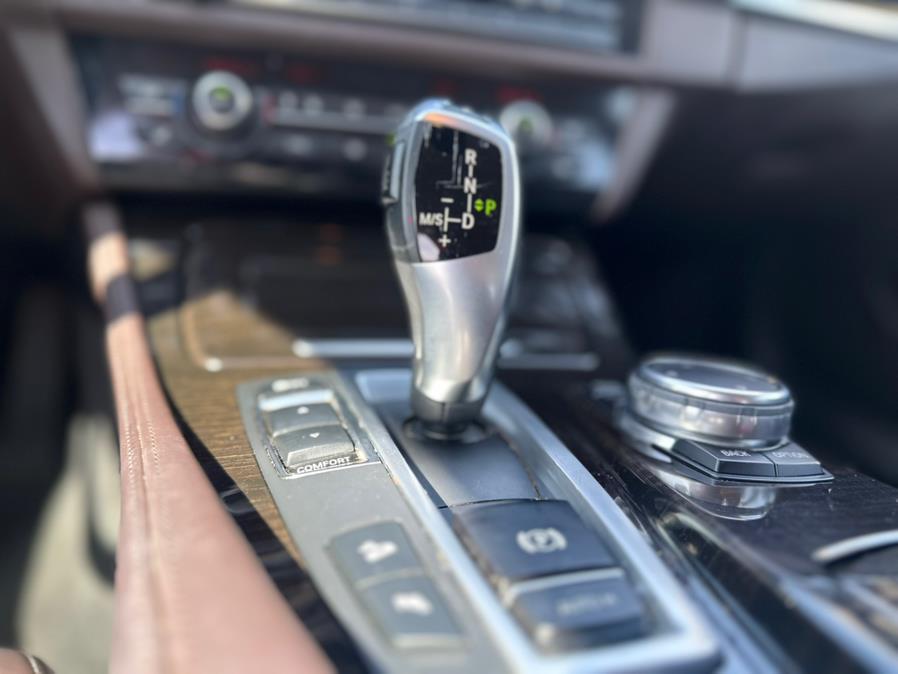 2015 BMW 5 Series 4dr Sdn 528i xDrive AWD, available for sale in Plainfield, New Jersey | Best Cars R Us LLC. Plainfield, New Jersey 2015 BMW 5 Series 4dr Sdn 528i xDrive AWD, available for sale in Plainfield, New Jersey | Best Cars R Us LLC. Plainfield, New Jersey
