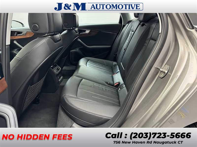 2022 Audi A4 40 Premium Plus photo 14