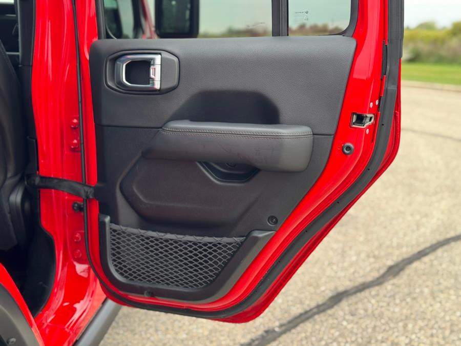 2021 Jeep Wrangler Unlimited Rubicon 392 photo 24