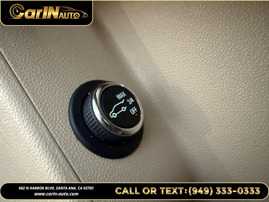 2017 Cadillac XT5 FWD 4dr Luxury, available for sale in Santa Ana, California | Carin Auto. Santa Ana, California 2017 Cadillac XT5 FWD 4dr Luxury, available for sale in Santa Ana, California | Carin Auto. Santa Ana, California