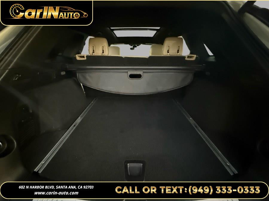 2017 Cadillac XT5 FWD 4dr Luxury, available for sale in Santa Ana, California | Carin Auto. Santa Ana, California 2017 Cadillac XT5 FWD 4dr Luxury, available for sale in Santa Ana, California | Carin Auto. Santa Ana, California