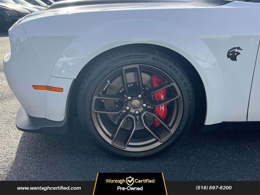 2022 Dodge Challenger SRT8 Hellcat Widebody photo 6