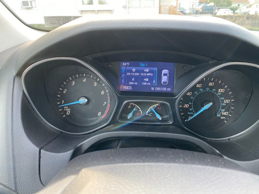 2013 Ford Focus 5dr HB SE, available for sale in Bethlehem, Pennsylvania | Best Auto Deals LLC. Bethlehem, Pennsylvania 2013 Ford Focus 5dr HB SE, available for sale in Bethlehem, Pennsylvania | Best Auto Deals LLC. Bethlehem, Pennsylvania