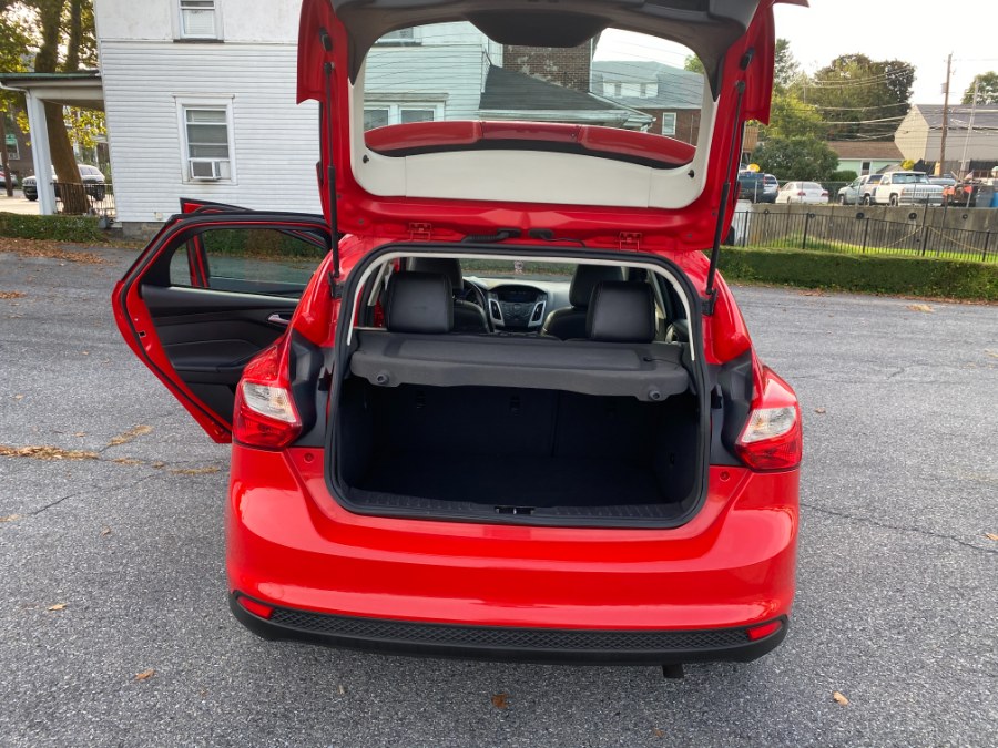 2013 Ford Focus 5dr HB SE, available for sale in Bethlehem, Pennsylvania | Best Auto Deals LLC. Bethlehem, Pennsylvania 2013 Ford Focus 5dr HB SE, available for sale in Bethlehem, Pennsylvania | Best Auto Deals LLC. Bethlehem, Pennsylvania