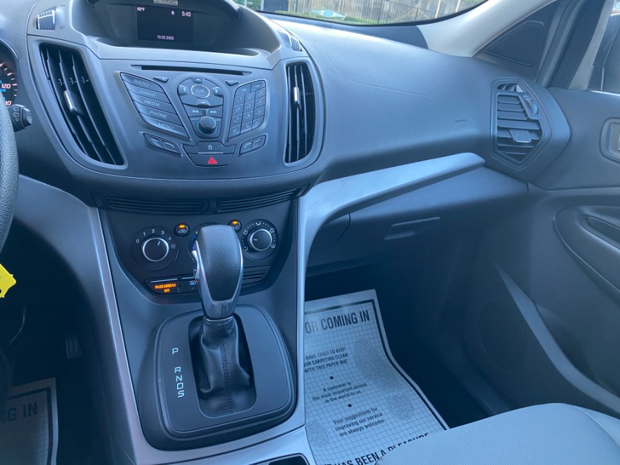 2016 Ford Escape 4WD 4dr SE, available for sale in Bethlehem, Pennsylvania | Best Auto Deals LLC. Bethlehem, Pennsylvania 2016 Ford Escape 4WD 4dr SE, available for sale in Bethlehem, Pennsylvania | Best Auto Deals LLC. Bethlehem, Pennsylvania