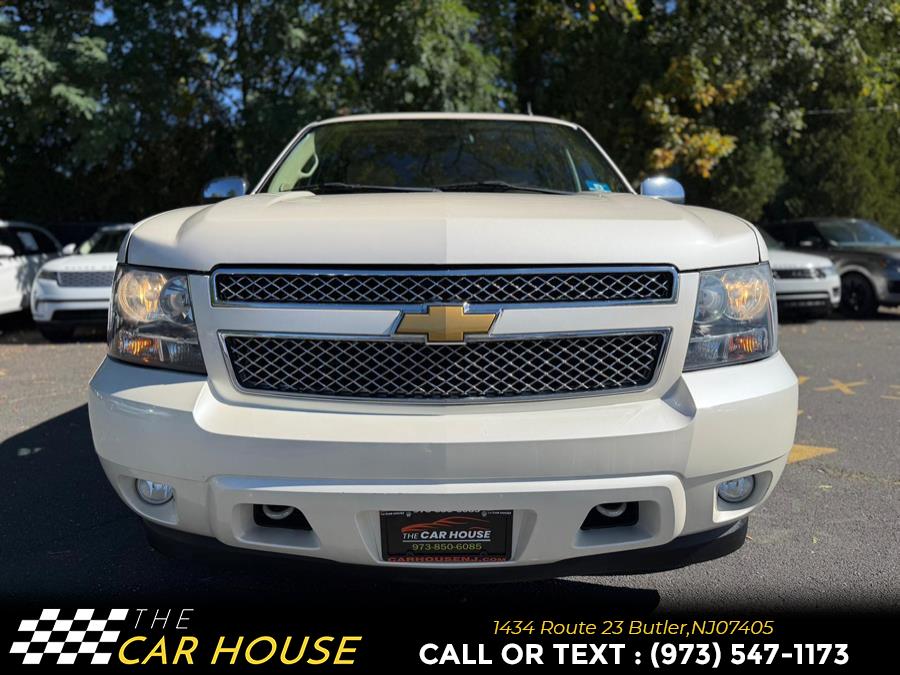 2014 Chevrolet Suburban LTZ photo 3