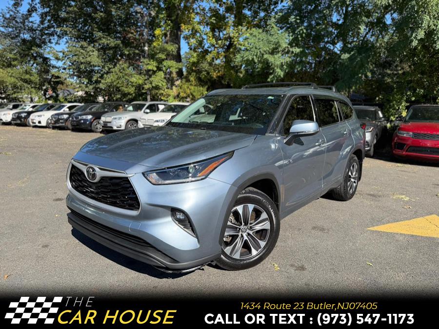 Used 2021 Toyota Highlander in Butler, New Jersey | The Car House. Butler, New Jersey
