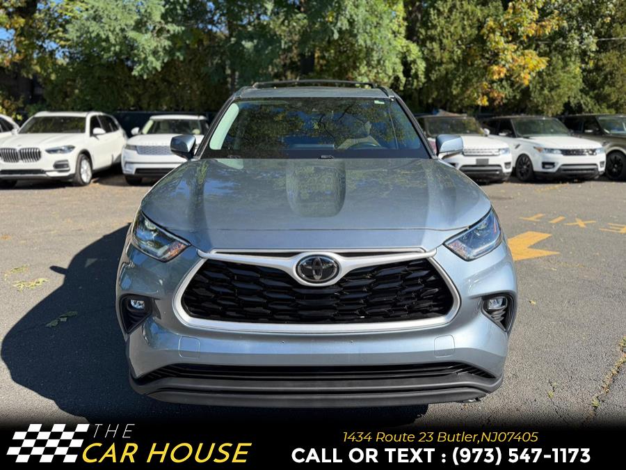 2021 Toyota Highlander XLE photo 4