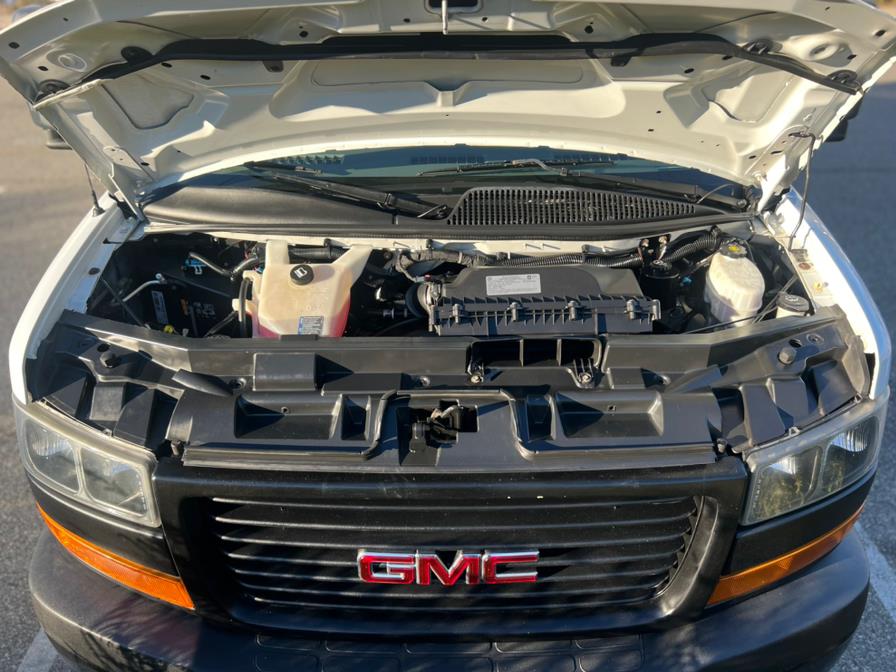 2019 GMC Savana Commercial Cutaway 3500 Van 139", available for sale in Paterson, New Jersey | Speedway Commercial Motors LLC. Paterson, New Jersey 2019 GMC Savana Commercial Cutaway 3500 Van 139", available for sale in Paterson, New Jersey | Speedway Commercial Motors LLC. Paterson, New Jersey