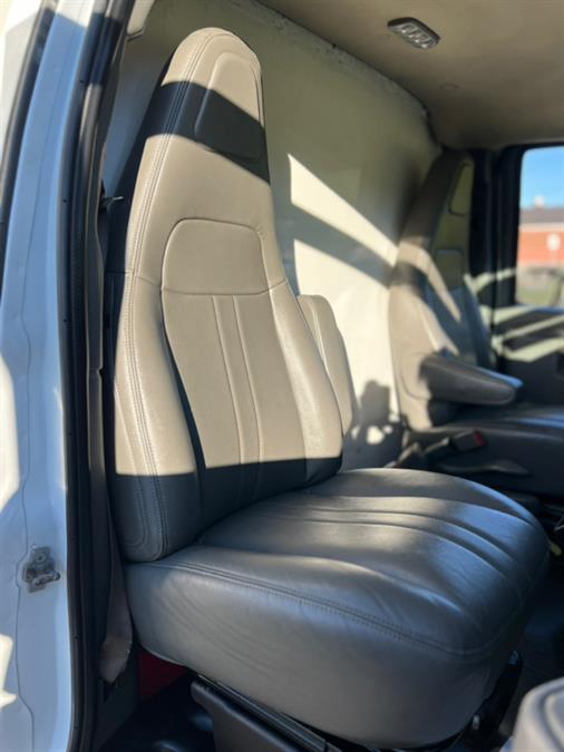 2019 GMC Savana Commercial Cutaway 3500 Van 139", available for sale in Paterson, New Jersey | Speedway Commercial Motors LLC. Paterson, New Jersey 2019 GMC Savana Commercial Cutaway 3500 Van 139", available for sale in Paterson, New Jersey | Speedway Commercial Motors LLC. Paterson, New Jersey