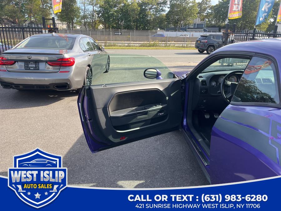 2010 Dodge Challenger 2dr Cpe R/T, available for sale in West Islip, New York | West Islip Auto Sales. West Islip, New York 2010 Dodge Challenger 2dr Cpe R/T, available for sale in West Islip, New York | West Islip Auto Sales. West Islip, New York