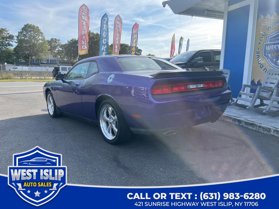 2010 Dodge Challenger 2dr Cpe R/T, available for sale in West Islip, New York | West Islip Auto Sales. West Islip, New York 2010 Dodge Challenger 2dr Cpe R/T, available for sale in West Islip, New York | West Islip Auto Sales. West Islip, New York