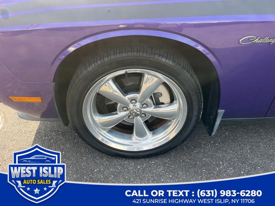 2010 Dodge Challenger 2dr Cpe R/T, available for sale in West Islip, New York | West Islip Auto Sales. West Islip, New York 2010 Dodge Challenger 2dr Cpe R/T, available for sale in West Islip, New York | West Islip Auto Sales. West Islip, New York