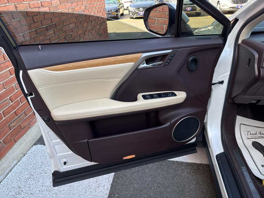 2018 Lexus RX 350L Premium AWD, available for sale in Waterbury, Connecticut | National Auto Brokers, Inc.. Waterbury, Connecticut 2018 Lexus RX 350L Premium AWD, available for sale in Waterbury, Connecticut | National Auto Brokers, Inc.. Waterbury, Connecticut