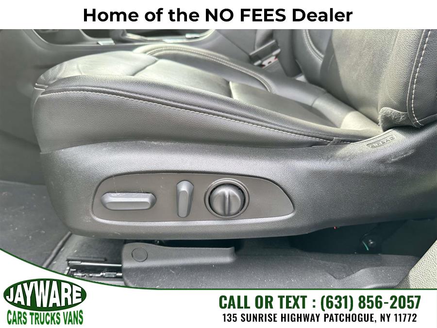 2023 Chevrolet Traverse AWD 4dr LT Leather, available for sale in Patchogue, New York | Jayware Cars Trucks Vans. Patchogue, New York 2023 Chevrolet Traverse AWD 4dr LT Leather, available for sale in Patchogue, New York | Jayware Cars Trucks Vans. Patchogue, New York