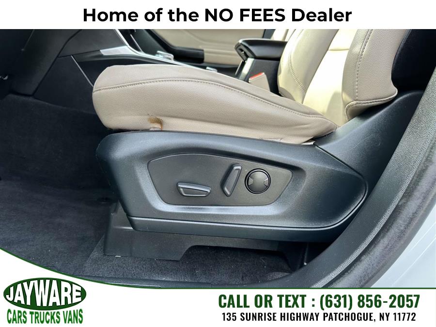 2020 Ford Explorer XLT 4WD, available for sale in Patchogue, New York | Jayware Cars Trucks Vans. Patchogue, New York 2020 Ford Explorer XLT 4WD, available for sale in Patchogue, New York | Jayware Cars Trucks Vans. Patchogue, New York