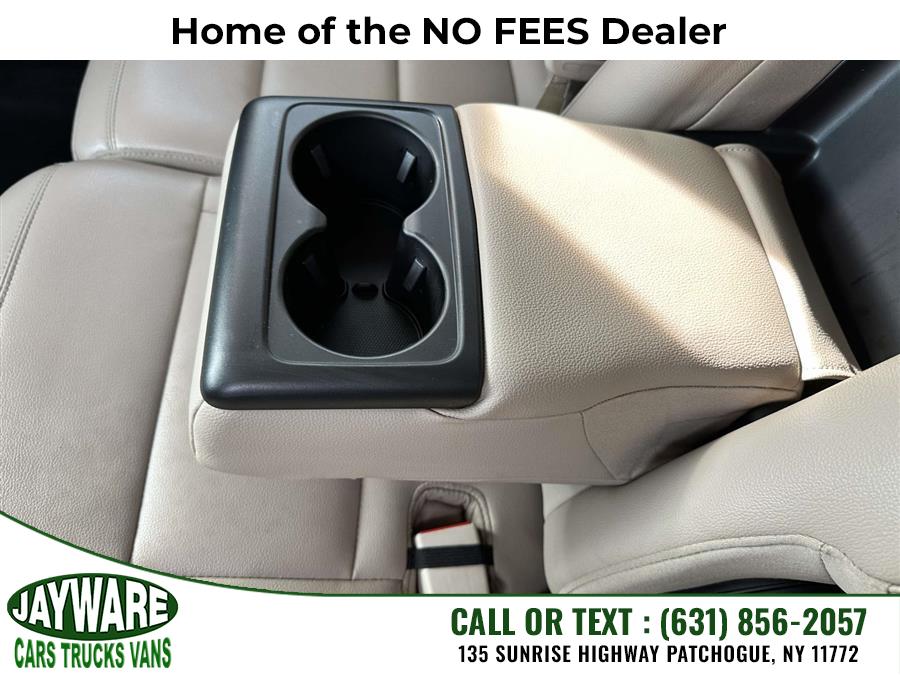 2020 Ford Explorer XLT 4WD, available for sale in Patchogue, New York | Jayware Cars Trucks Vans. Patchogue, New York 2020 Ford Explorer XLT 4WD, available for sale in Patchogue, New York | Jayware Cars Trucks Vans. Patchogue, New York