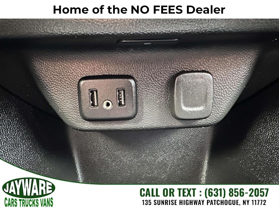 2023 Chevrolet Traverse AWD 4dr LT Leather, available for sale in Patchogue, New York | Jayware Cars Trucks Vans. Patchogue, New York 2023 Chevrolet Traverse AWD 4dr LT Leather, available for sale in Patchogue, New York | Jayware Cars Trucks Vans. Patchogue, New York