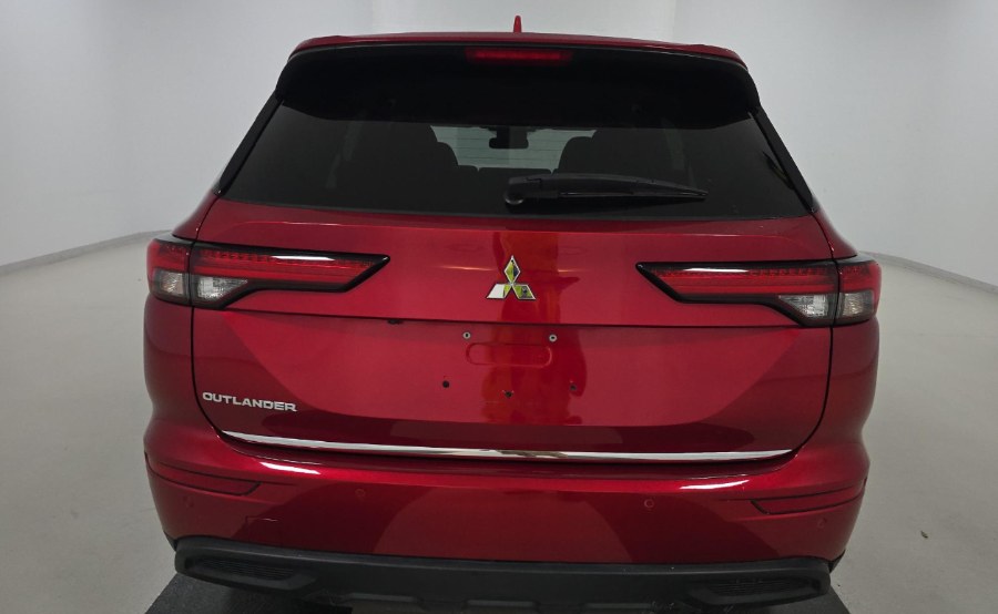 2022 Mitsubishi Outlander ES FWD, available for sale in Woodside, New York | Drive Central. Woodside, New York 2022 Mitsubishi Outlander ES FWD, available for sale in Woodside, New York | Drive Central. Woodside, New York