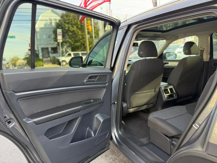 2018 Volkswagen Atlas 3.6L V6 Launch Edition FWD *Ltd Avail*, available for sale in Irvington, New Jersey | Best Cars R Us. Irvington, New Jersey 2018 Volkswagen Atlas 3.6L V6 Launch Edition FWD *Ltd Avail*, available for sale in Irvington, New Jersey | Best Cars R Us. Irvington, New Jersey