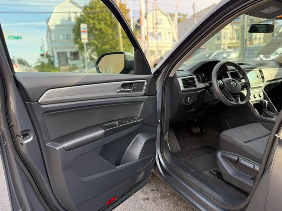 2018 Volkswagen Atlas 3.6L V6 Launch Edition FWD *Ltd Avail*, available for sale in Irvington, New Jersey | Best Cars R Us. Irvington, New Jersey 2018 Volkswagen Atlas 3.6L V6 Launch Edition FWD *Ltd Avail*, available for sale in Irvington, New Jersey | Best Cars R Us. Irvington, New Jersey