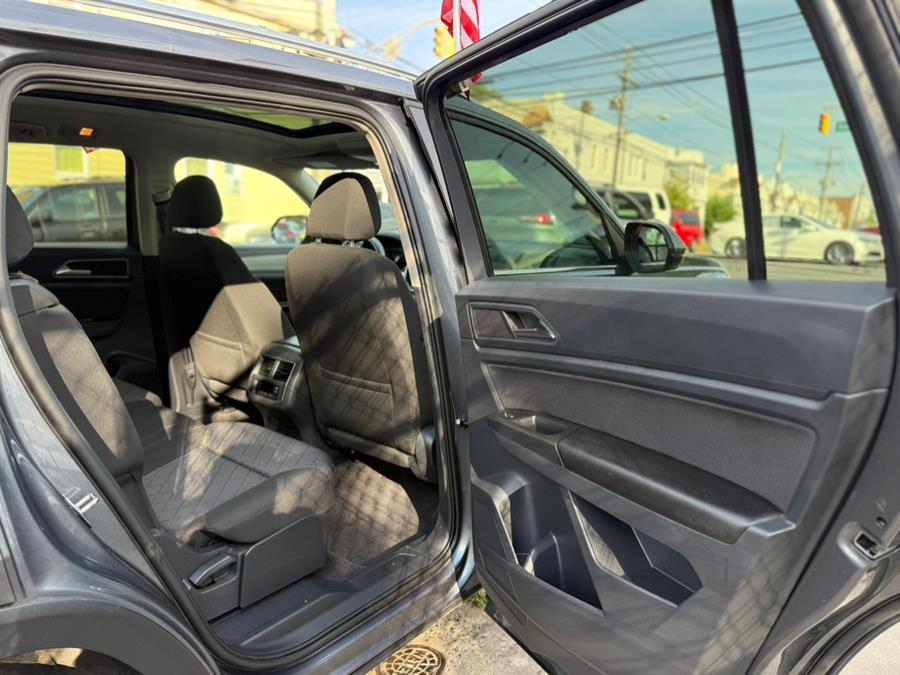 2018 Volkswagen Atlas 3.6L V6 Launch Edition FWD *Ltd Avail*, available for sale in Irvington, New Jersey | Best Cars R Us. Irvington, New Jersey 2018 Volkswagen Atlas 3.6L V6 Launch Edition FWD *Ltd Avail*, available for sale in Irvington, New Jersey | Best Cars R Us. Irvington, New Jersey