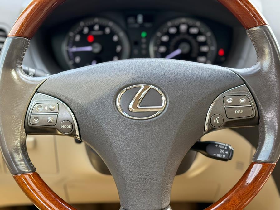 2010 Lexus ES 350 4dr Sdn, available for sale in Irvington, New Jersey | Best Cars R Us. Irvington, New Jersey 2010 Lexus ES 350 4dr Sdn, available for sale in Irvington, New Jersey | Best Cars R Us. Irvington, New Jersey