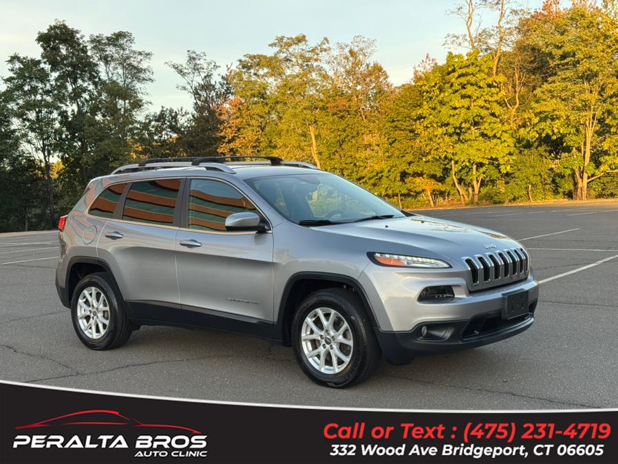 2016 Jeep Cherokee 4WD 4dr Latitude, available for sale in Bridgeport, Connecticut | Peralta Bros Auto Clinic. Bridgeport, Connecticut 2016 Jeep Cherokee 4WD 4dr Latitude, available for sale in Bridgeport, Connecticut | Peralta Bros Auto Clinic. Bridgeport, Connecticut